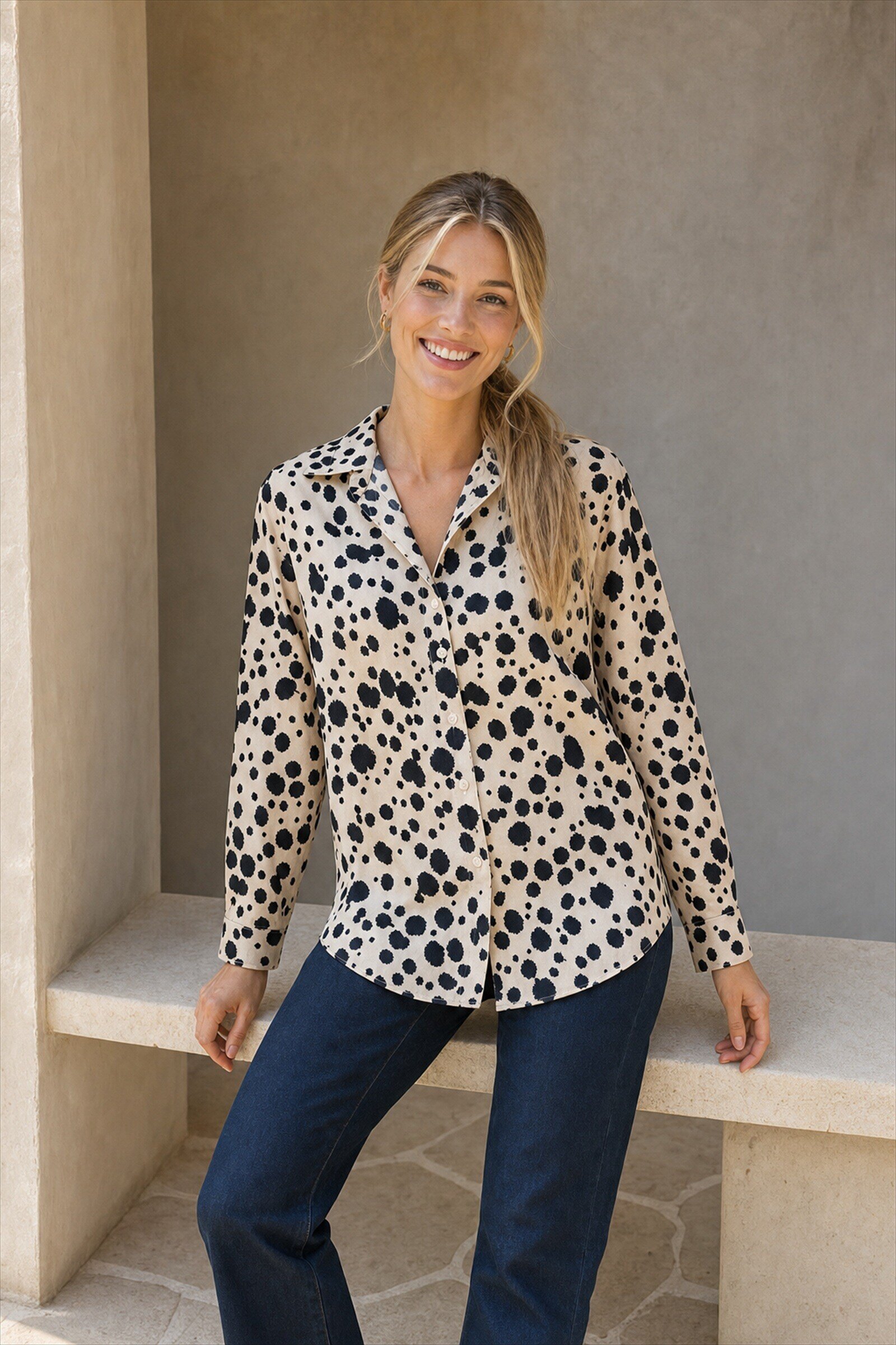Grossista Rosa Fashion - Camicia stampata in raso da donna