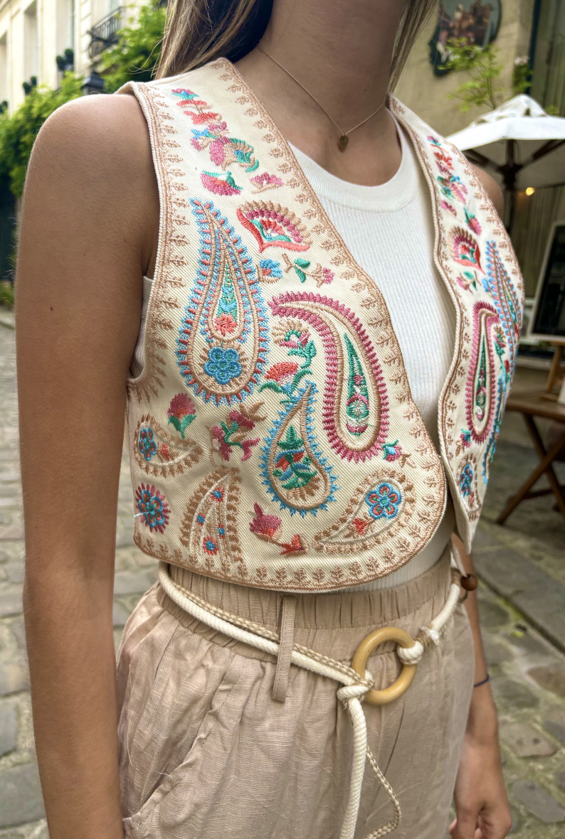 Grossiste Rosa Fashion - Gilet brodée