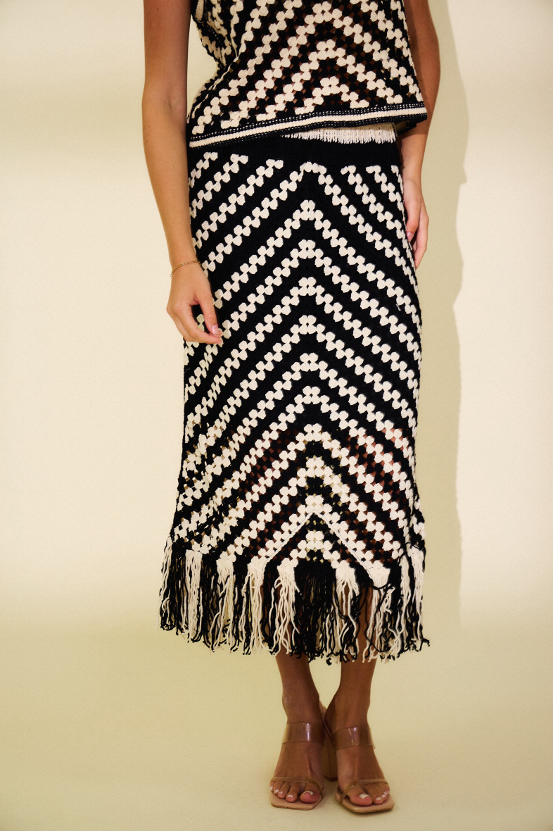 Wholesaler Rosa Fashion Crochet - Two-tone crochet skirt