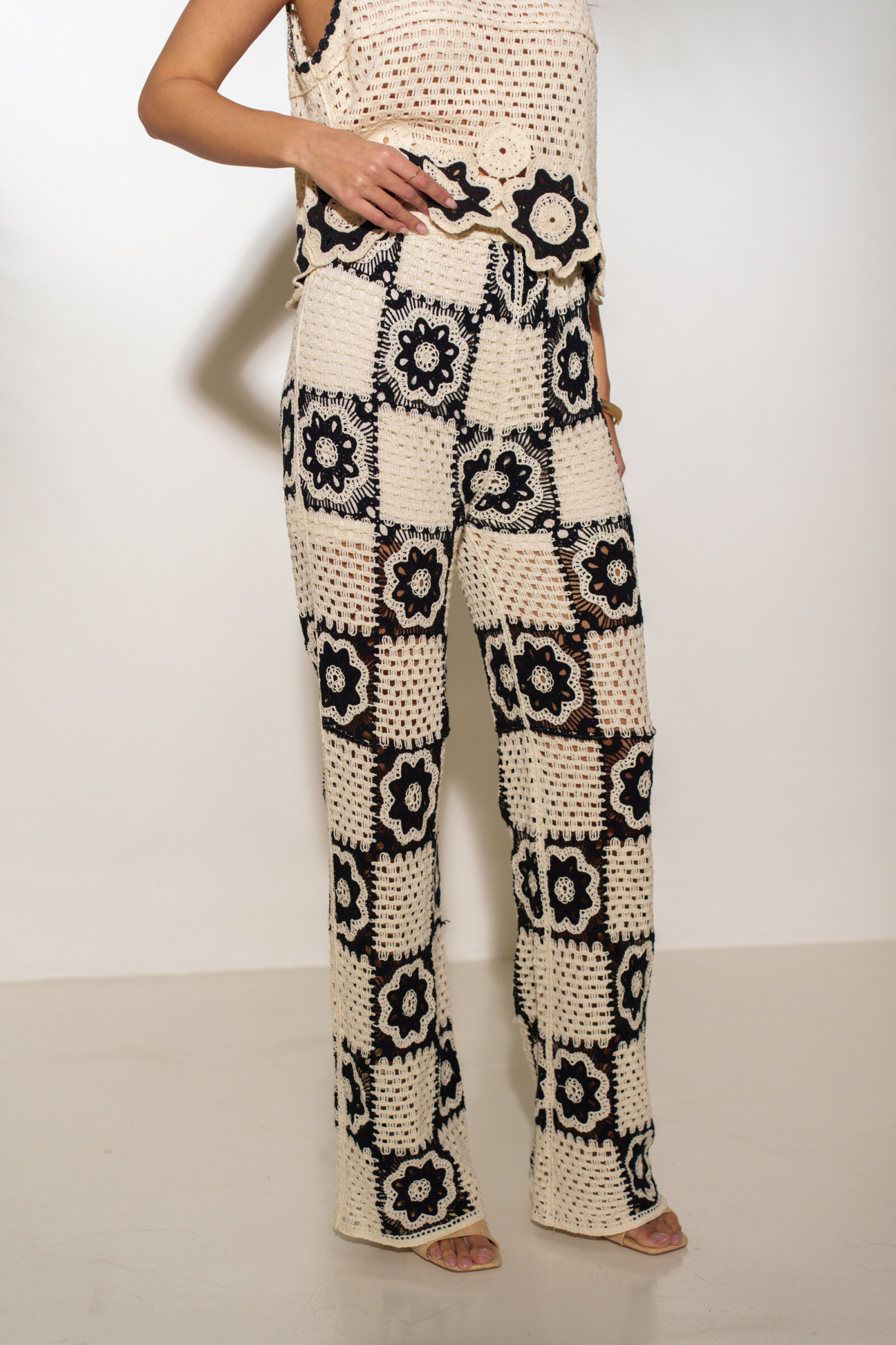 Grossista Rosa Fashion - Grandi pantaloni ganci eleganti