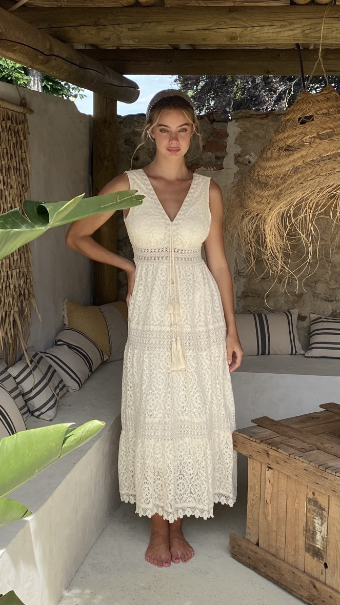 Grossiste Rosa Fashion - Robe longue en dentelle