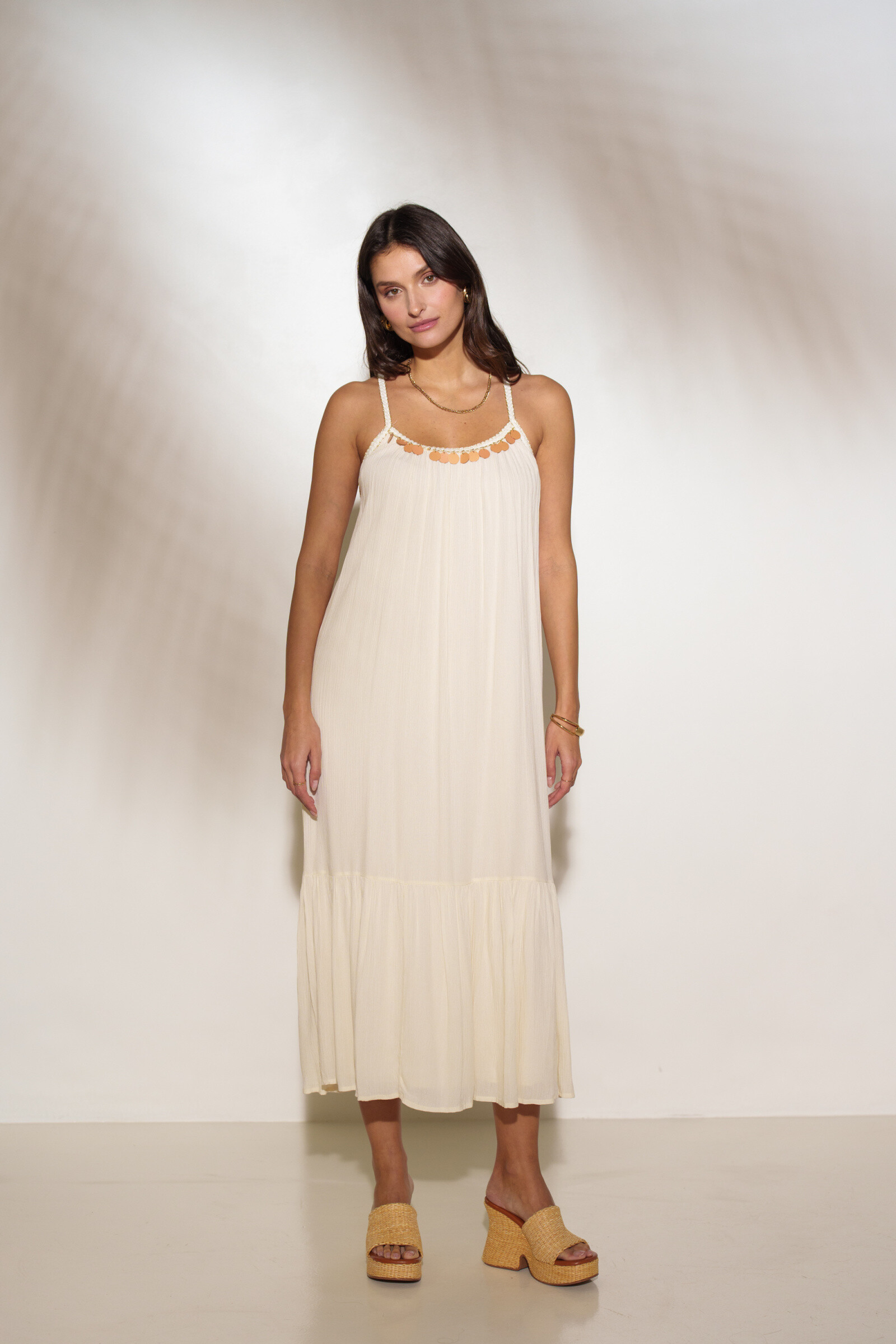 Wholesaler Rosa Fashion - Plain dress with straps