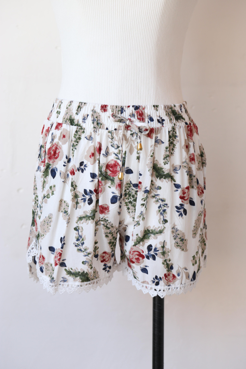 Großhändler Rosa Fashion - Shorts mit Blumenprint