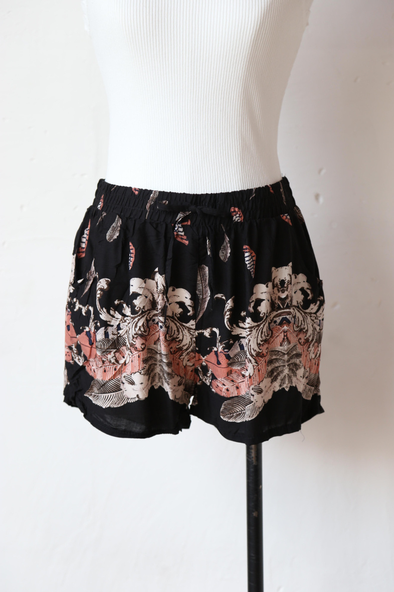 Grossiste Rosa Fashion - Short fluide à imprimé fleurs