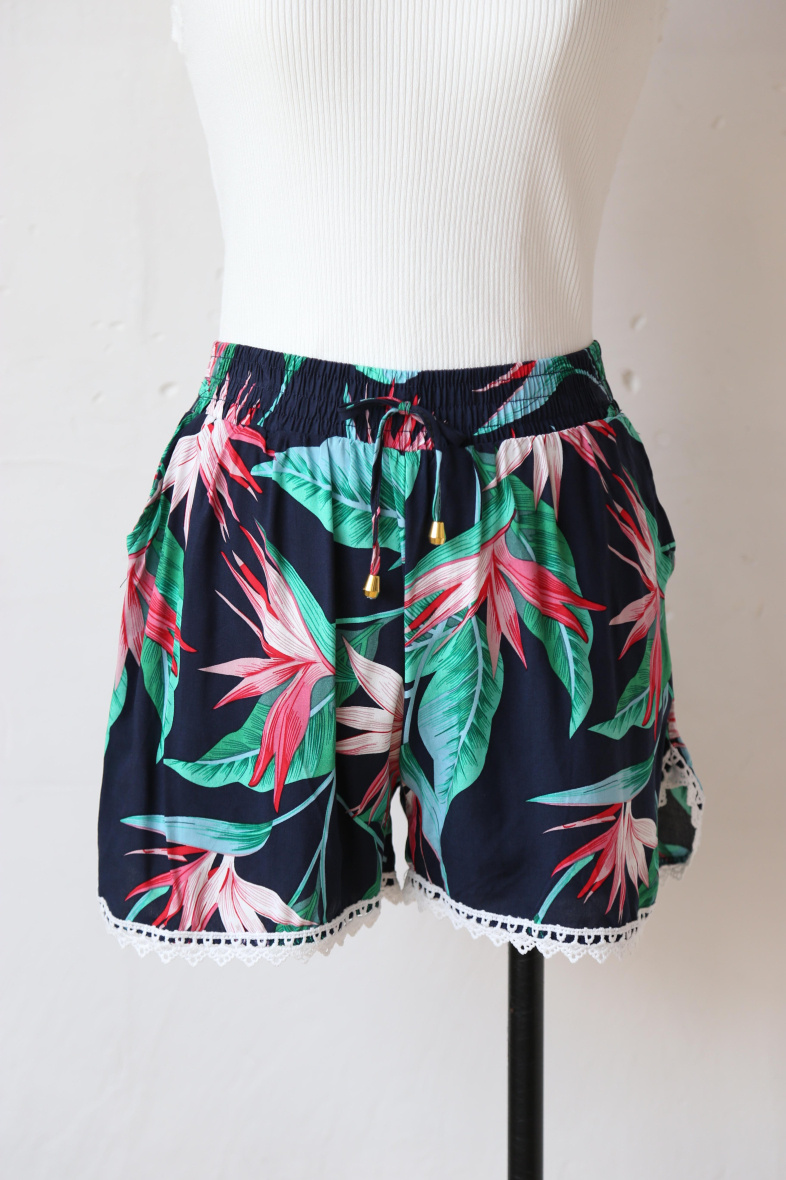 Großhändler Rosa Fashion - Geblümte Shorts