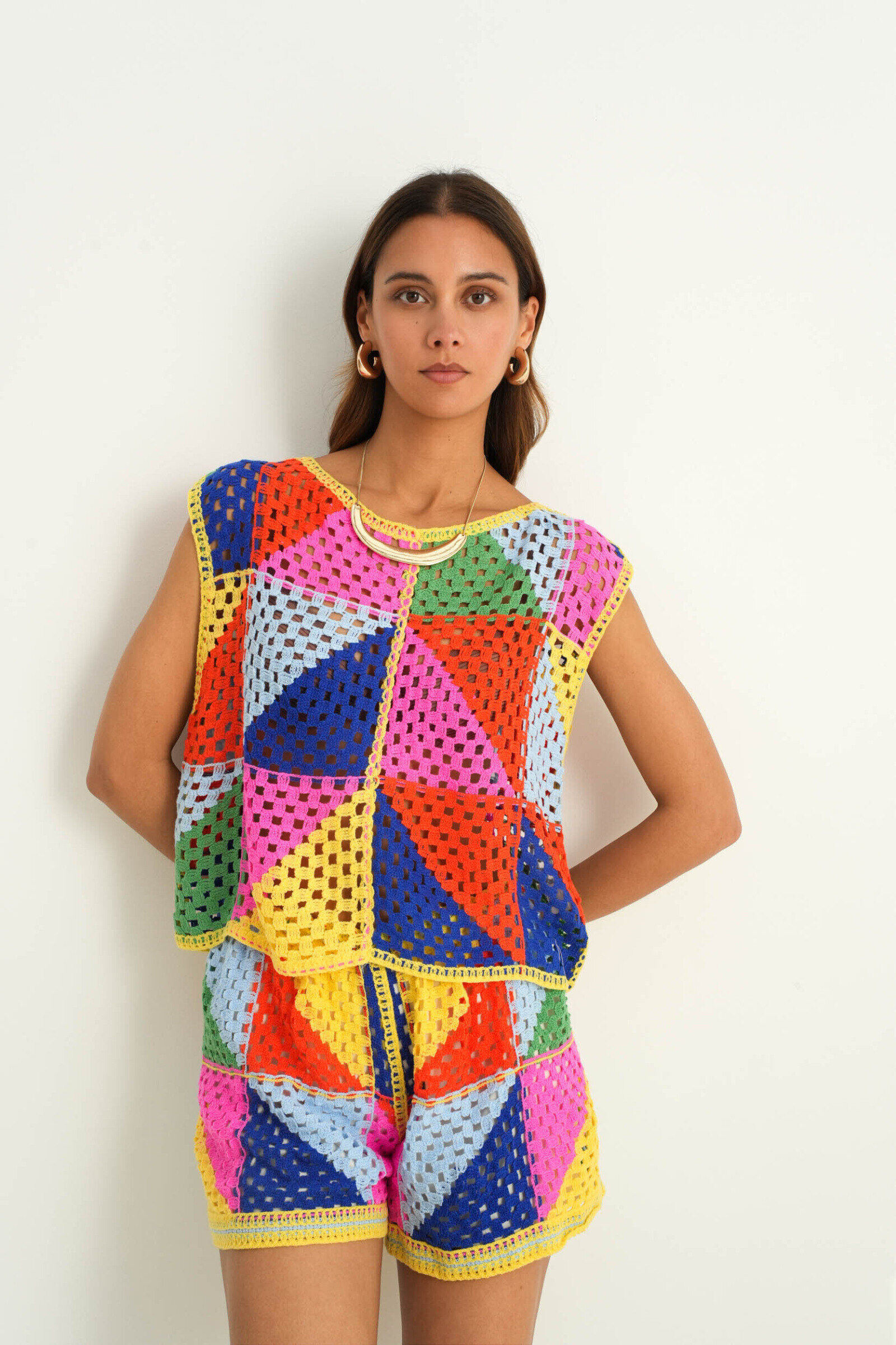 Wholesaler Rosa Fashion - Colorful crochet shorts