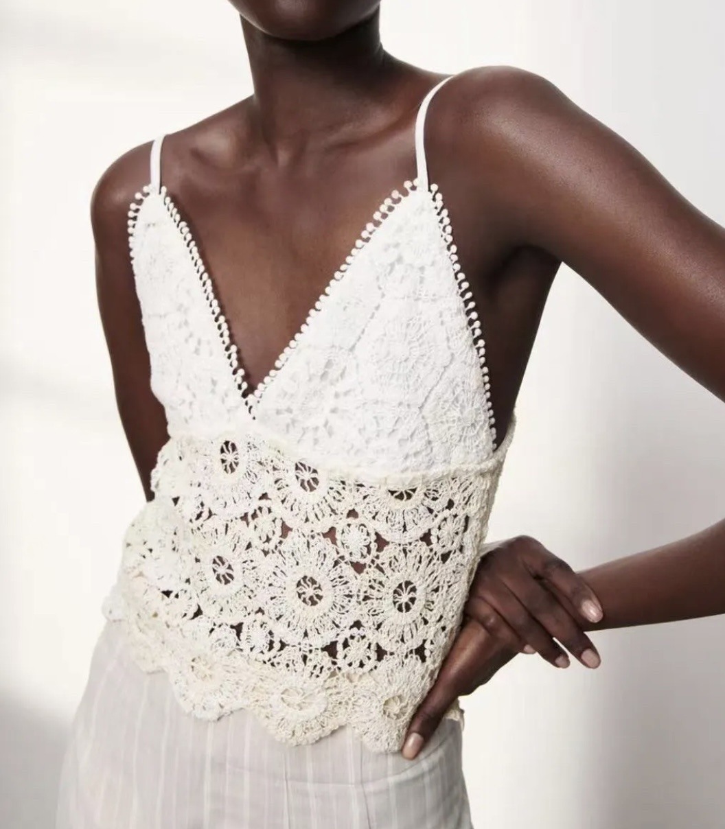 Grossiste Rosa Fashion - Top en dentelle chic