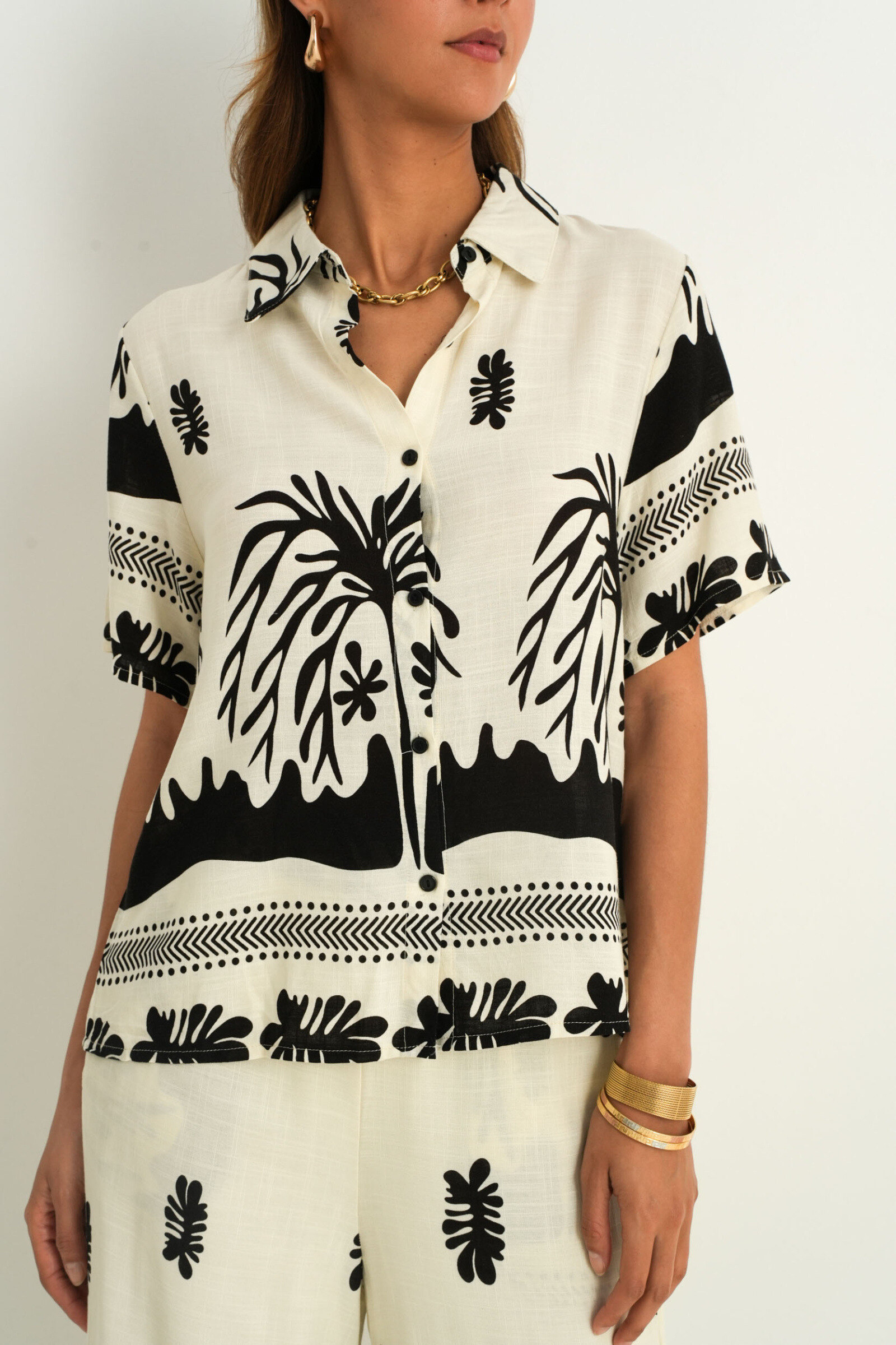 Wholesaler Rosa Fashion - Printed short-sleeve blouse