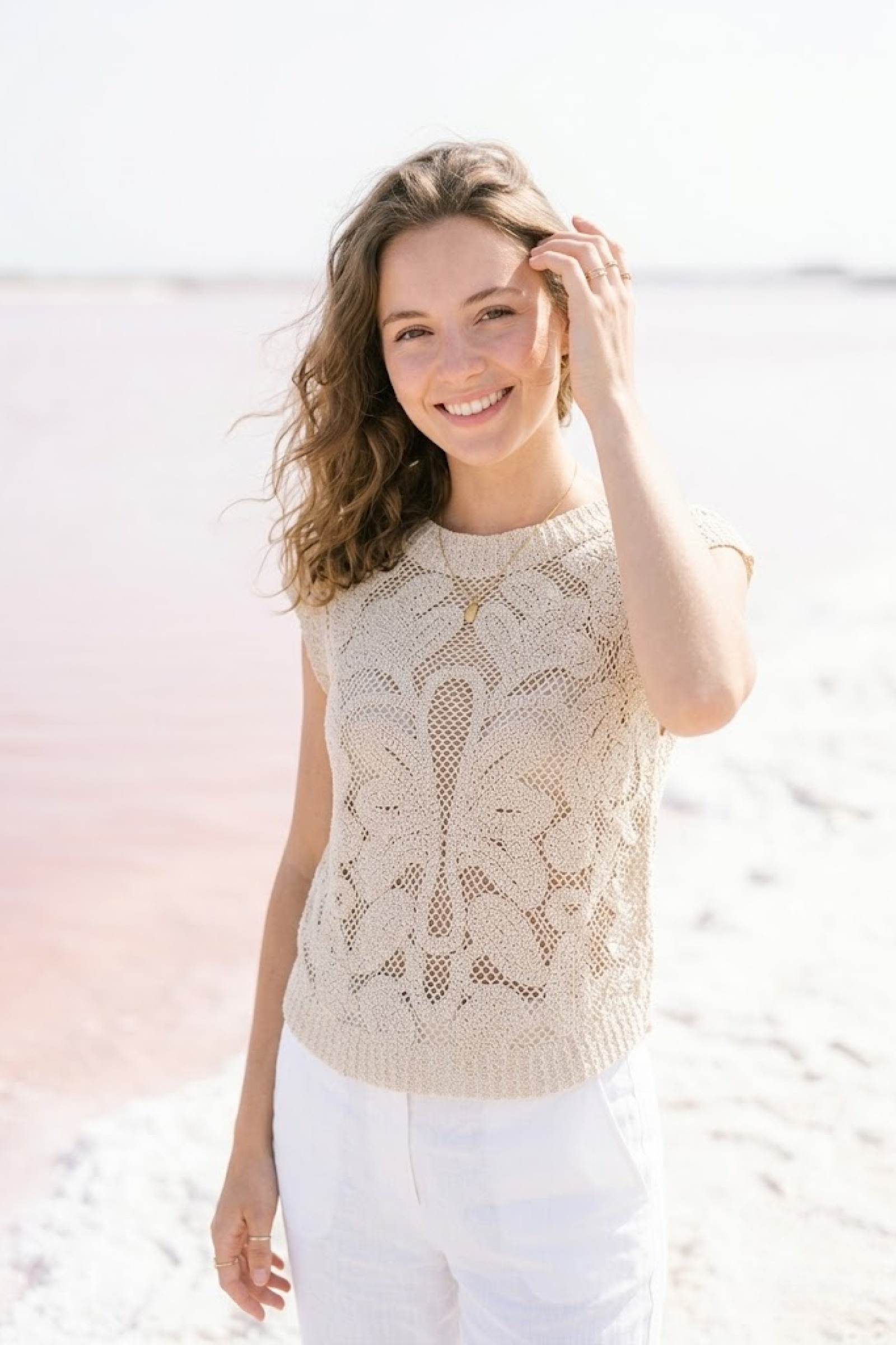 Wholesaler Rosa Fashion - Sleeveless crochet top