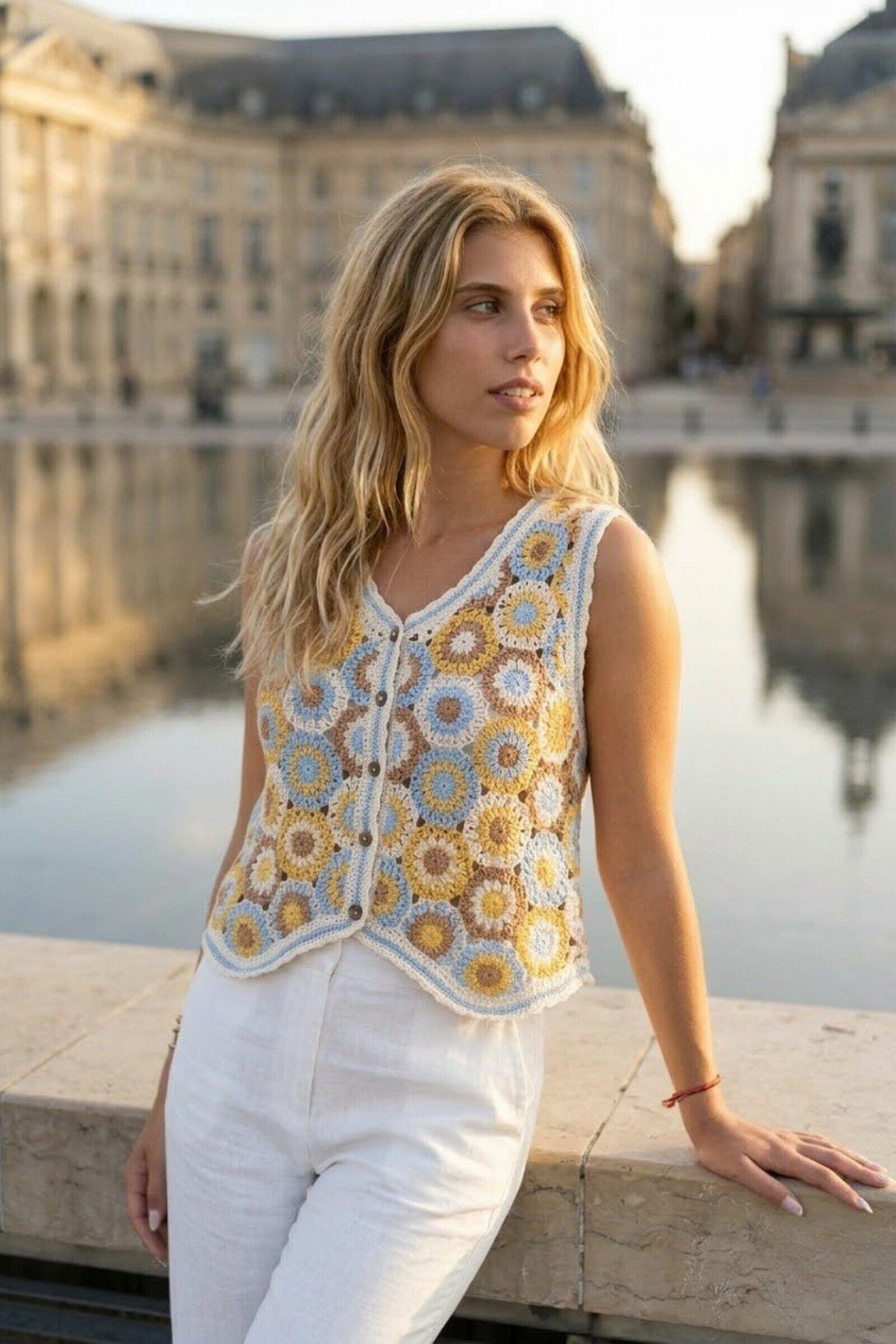 Großhändler Rosa Fashion - Durchbrochenes Top mit Knöpfen und stylische Hose