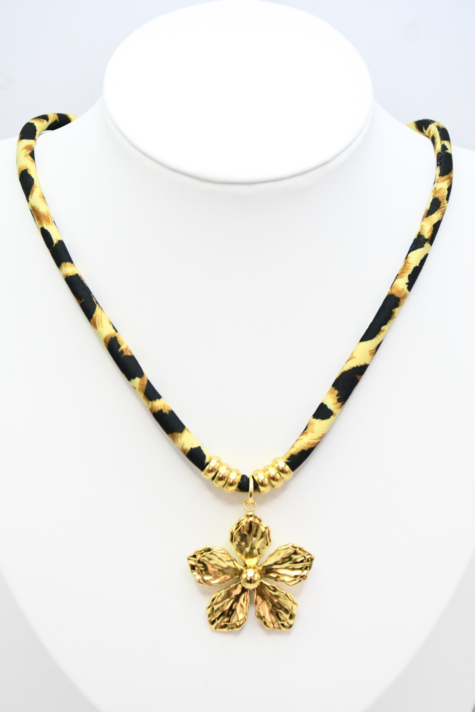 Mayorista ROSA - Collar de leopardo de acero inoxidable