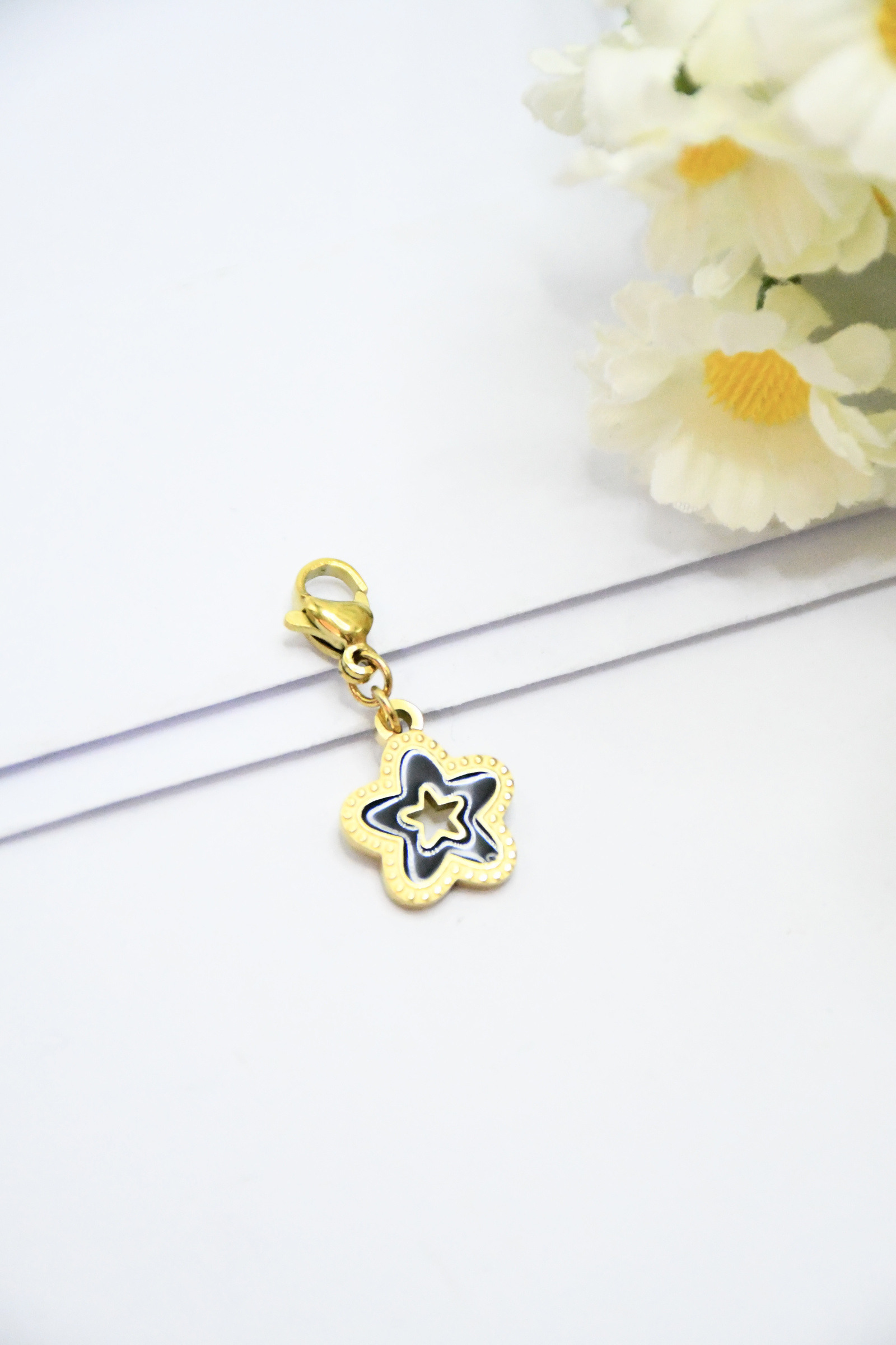 Wholesaler ROSA - Stainless steel pendants