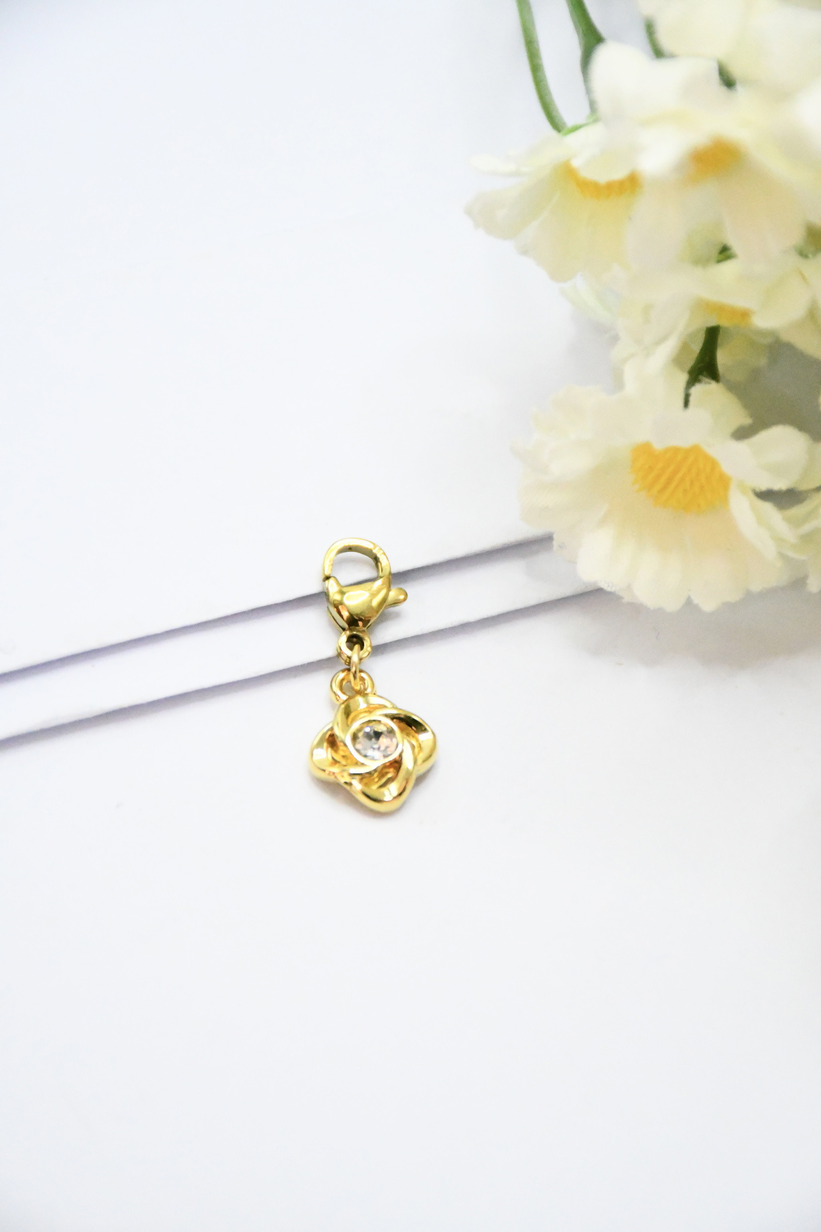 Wholesaler ROSA - Stainless steel pendants