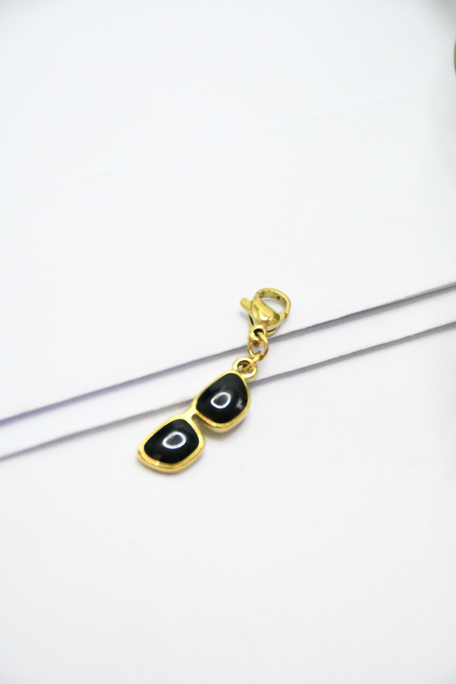 Wholesaler ROSA - Stainless steel pendants