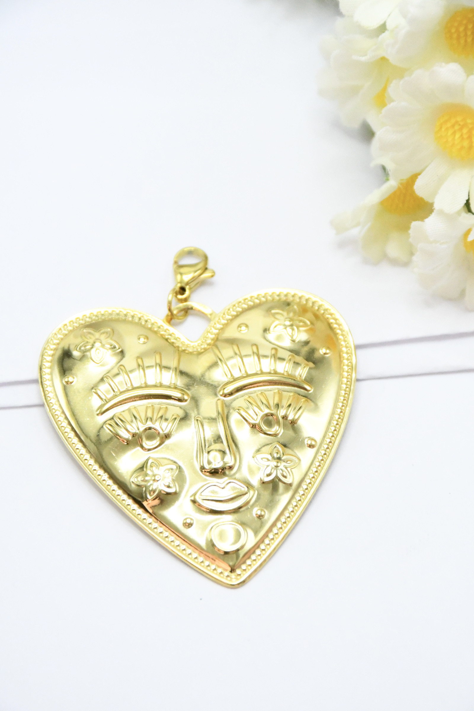 Wholesaler ROSA - Stainless steel pendants