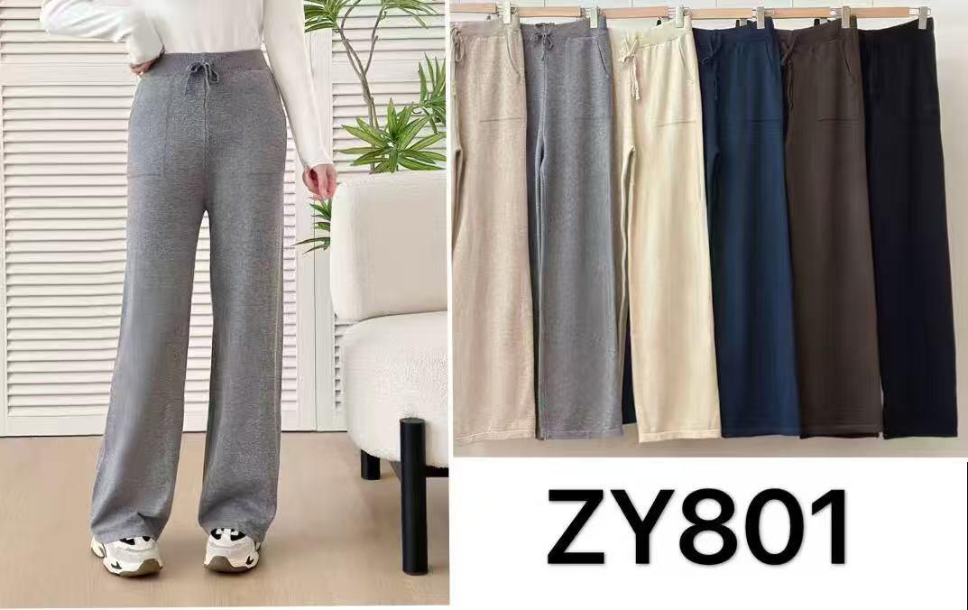 Wholesaler ROSELLA SRL - ELEGANT TROUSERS WITH POCKETS