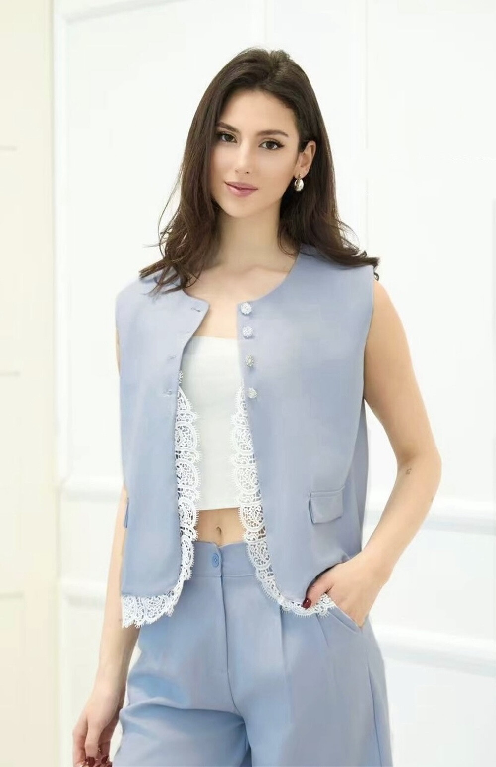 Lace -sleeved vest - Jeans - 1 - large format