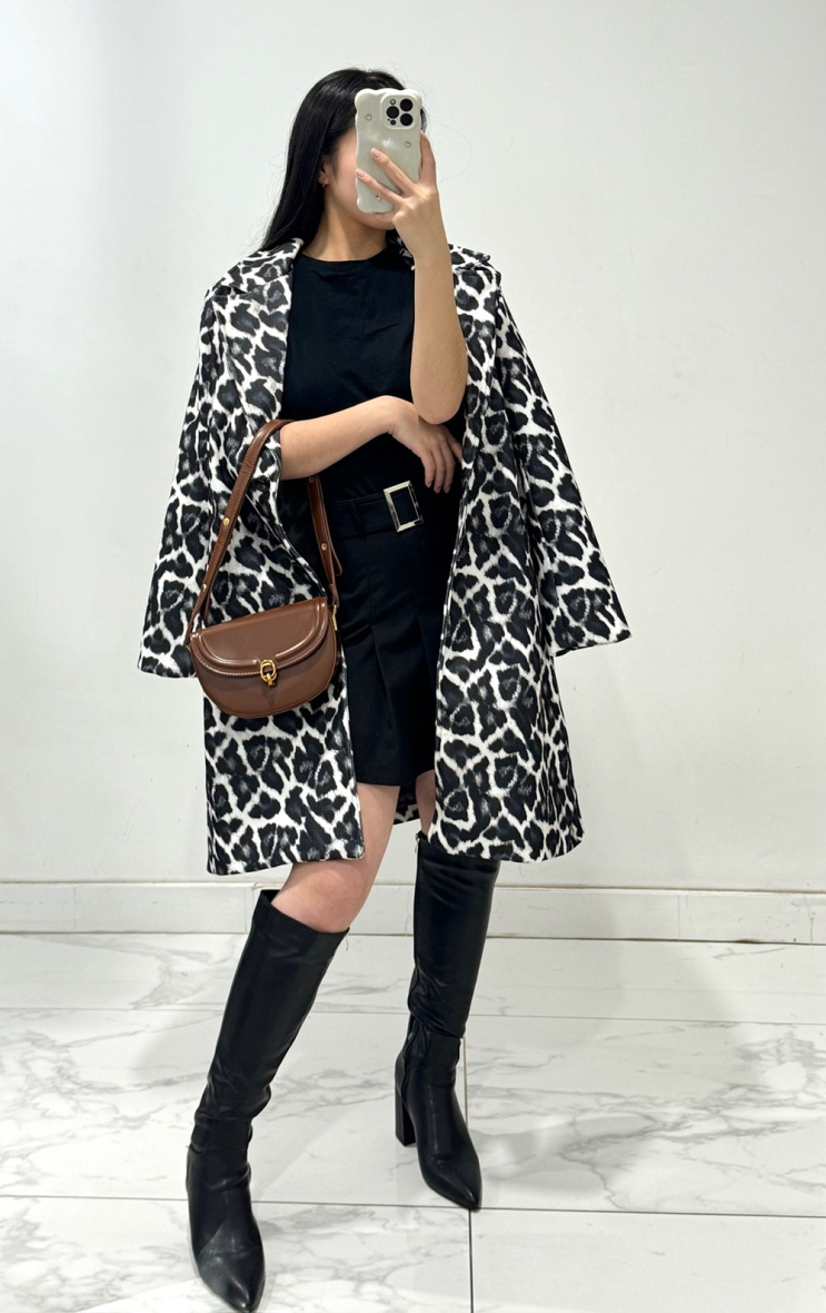 Wholesaler Rosy Days - Leopard print coat with lining