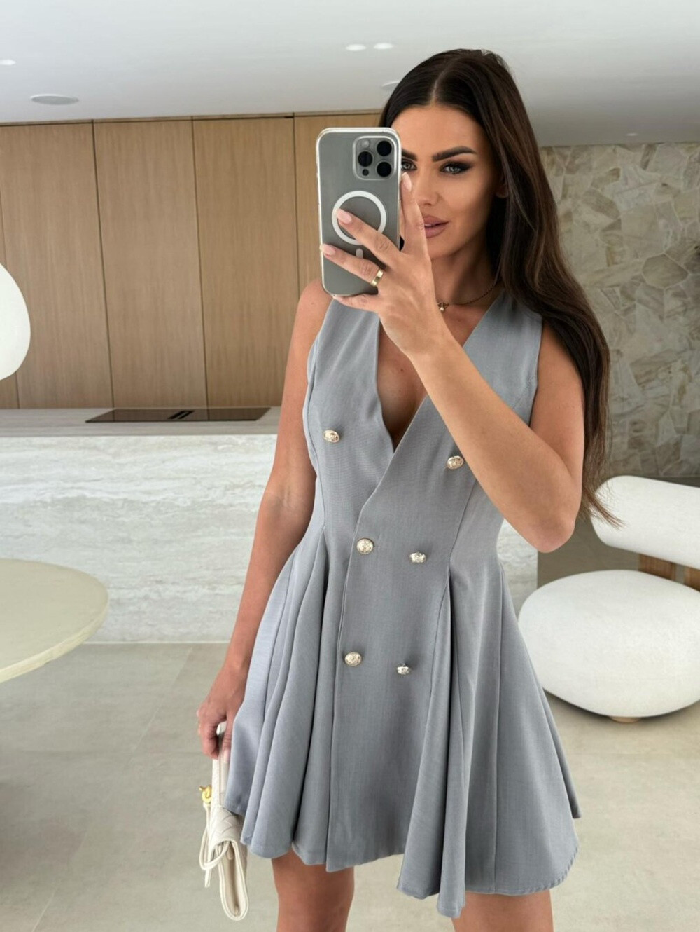 Grossiste Rosy Days - Robe Patineuse Col V à Boutons Dorés Tendance