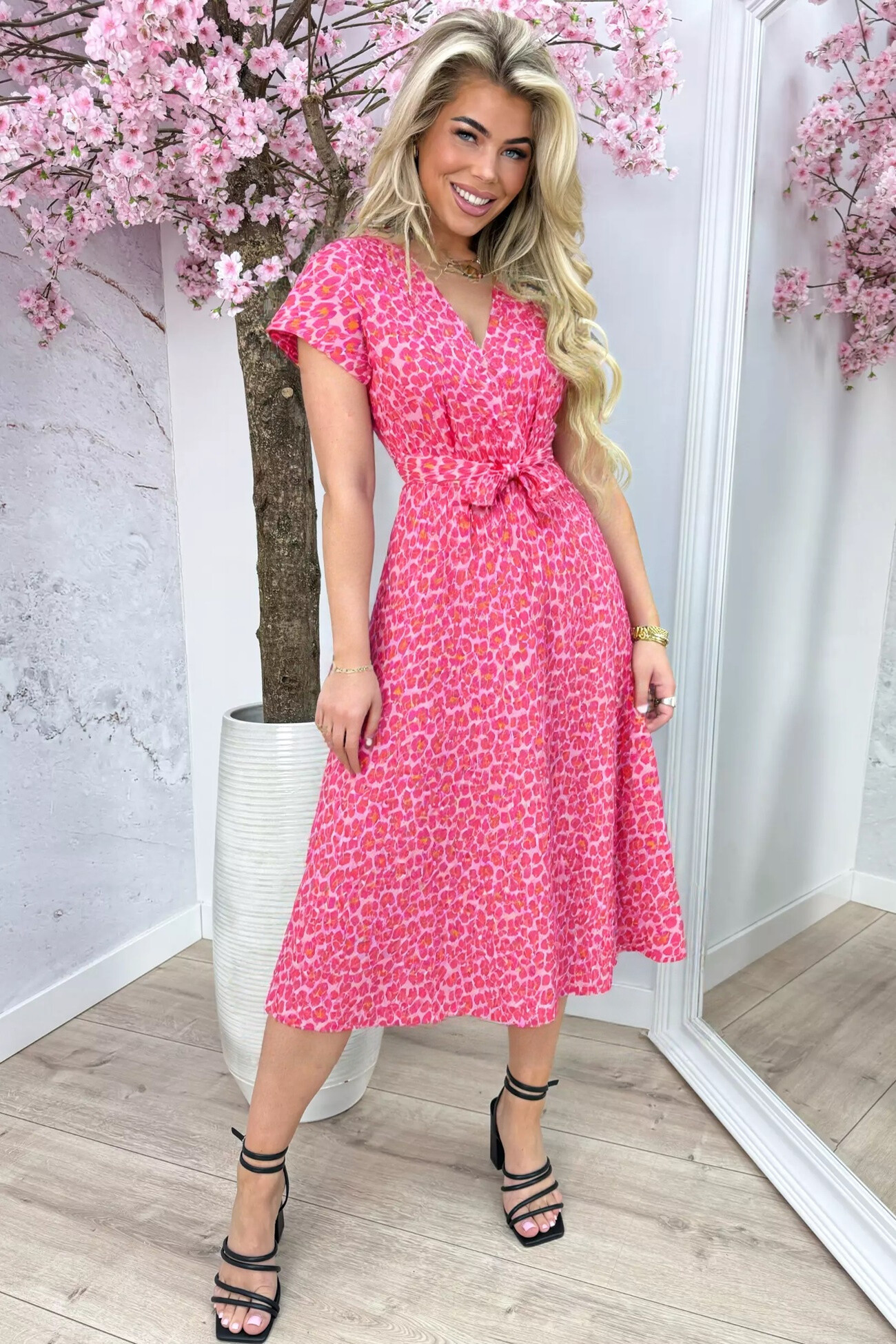 Wholesaler Rosy Days - Leopard Print Dress