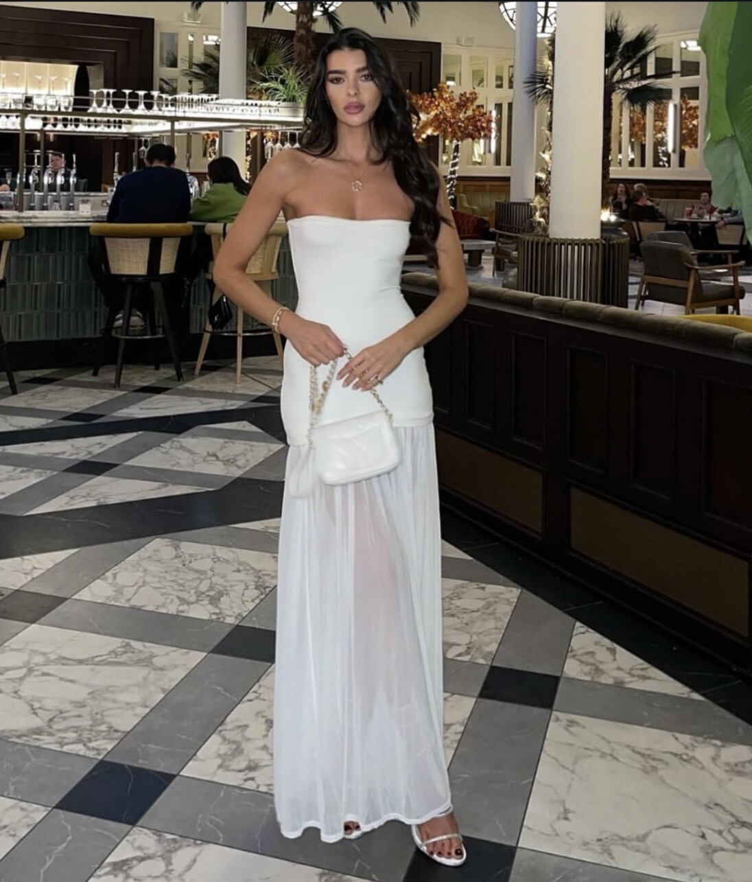 Grossiste Rosy Days - Robe Bustier Chic à Voile Transparent