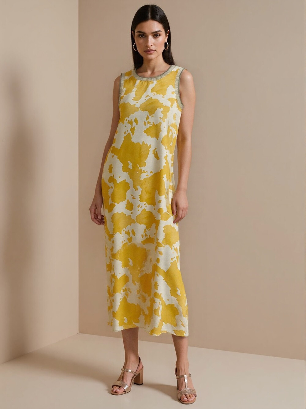 Abito fluido lungo con stampe di mucca e fessure - Giallo Limone - 1 - formato grande