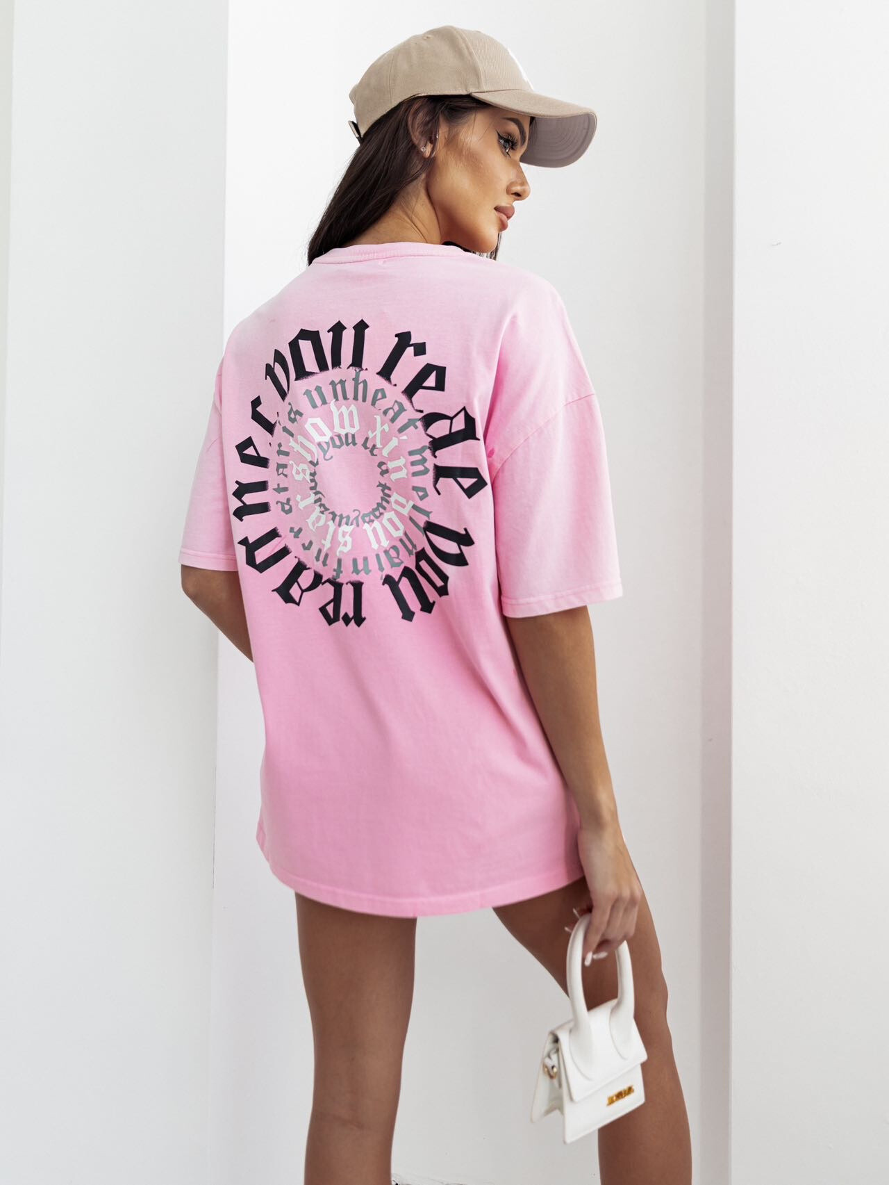 Tie-dye T-shirt with black details and writing - Pink - 2 - large format