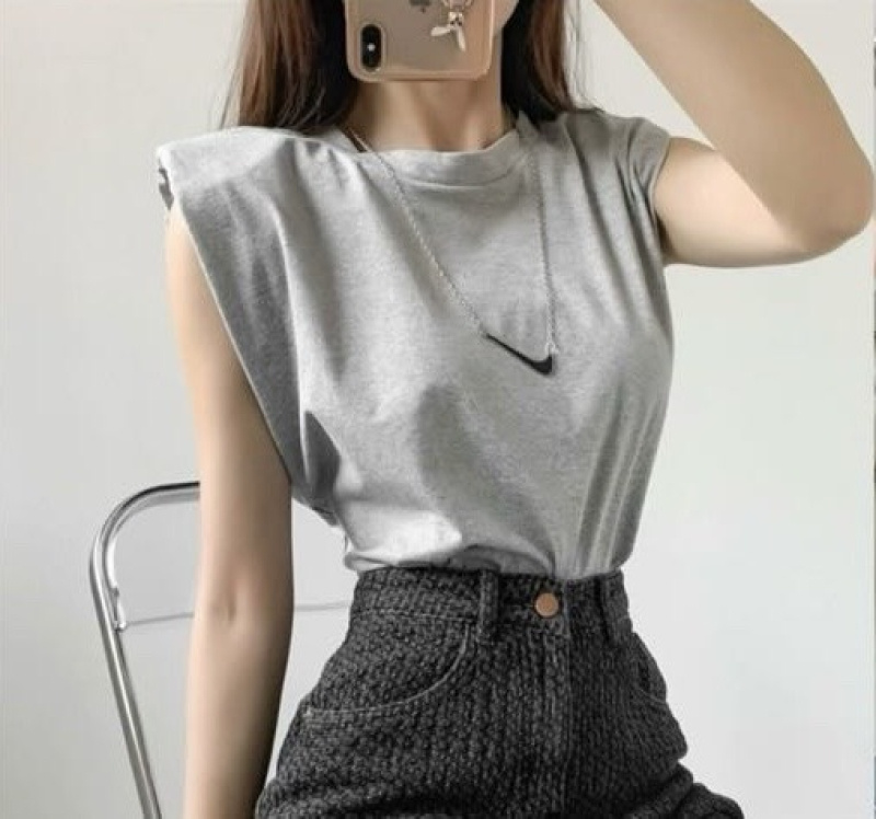 Grossista Rosy Days - T-shirt in cotone semplice con spalline imbottite