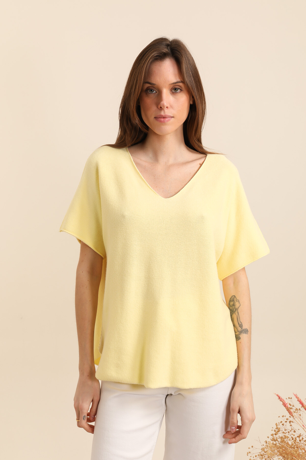 T -shirt V -neck in single basic mesh - Main image