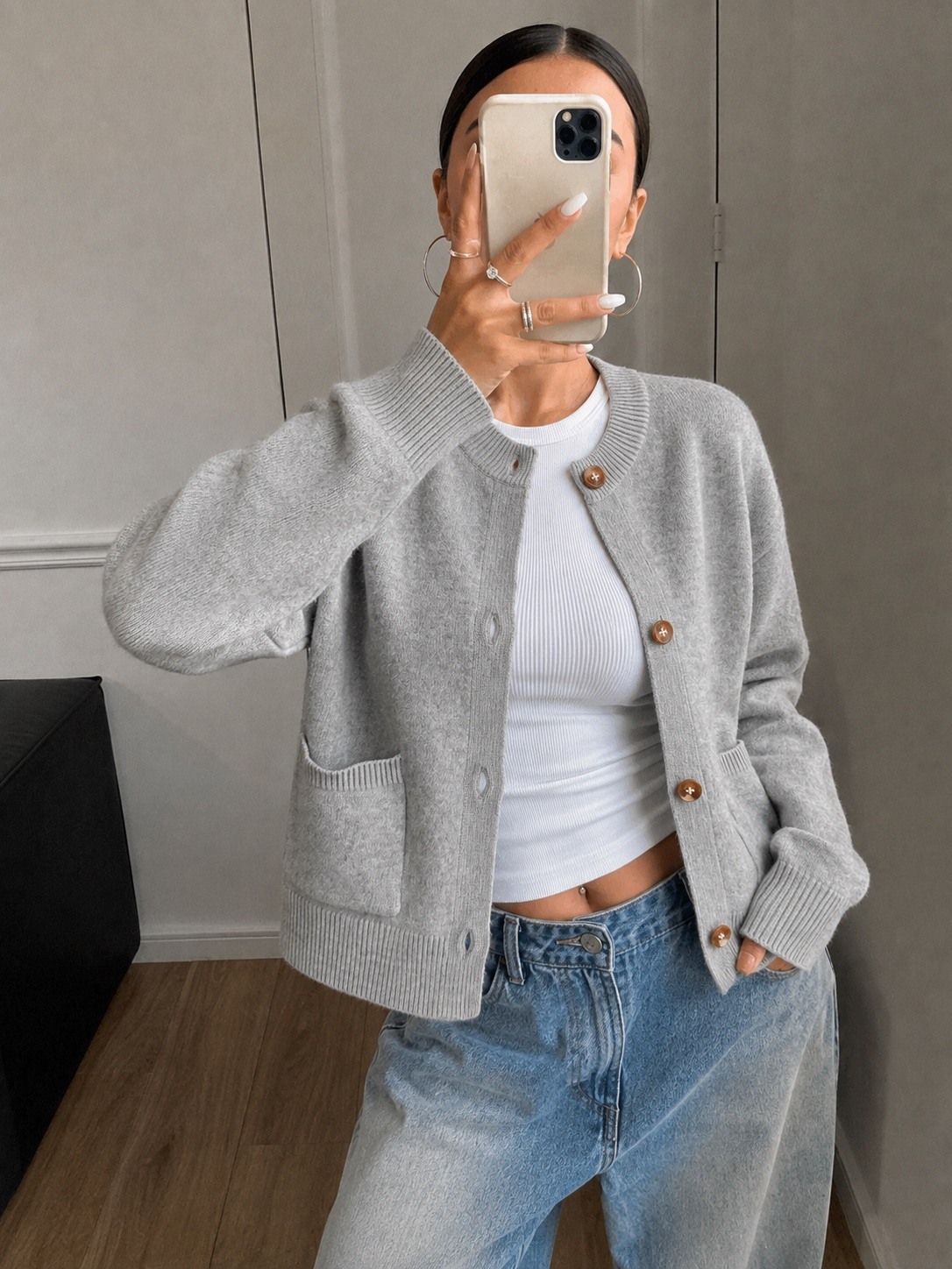 Grossiste ROSYDAYS - Gilet Maille Chic à Boutons et Poches