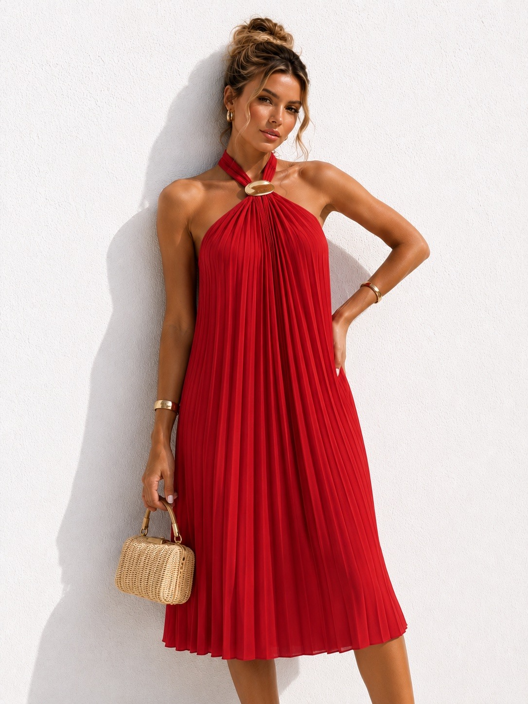 Wholesaler ROSYDAYS - Backless Pleated Dress With Brooch