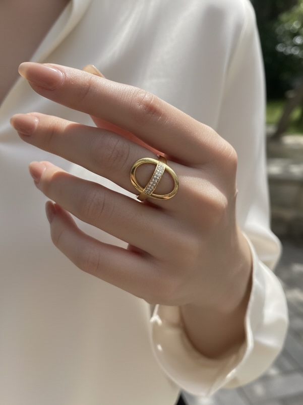 Grossiste Rouge Bonbons - BAGUE AJUSTABLE EN ACIER INOXYDABLE Grossiste Rouge Bonbons - BAGUE AJUSTABLE EN ACIER INOXYDABLE