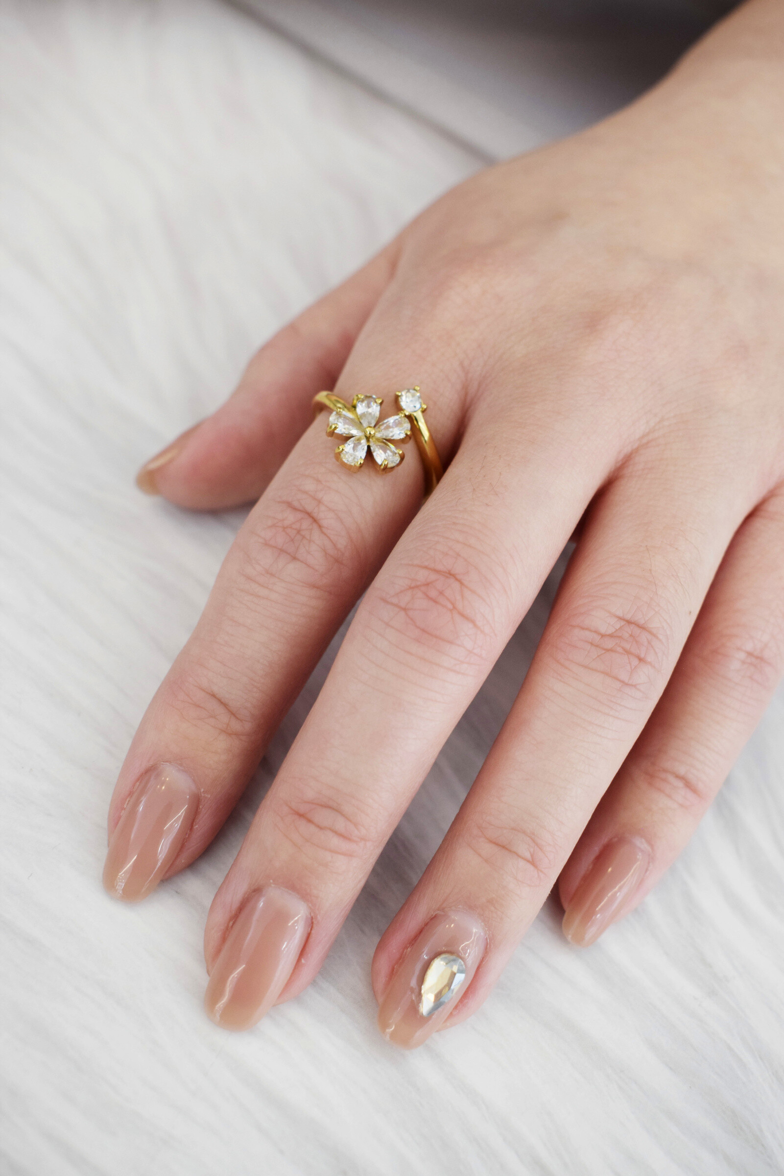 Wholesaler Rouge Bonbons - Stainless steel flower ring