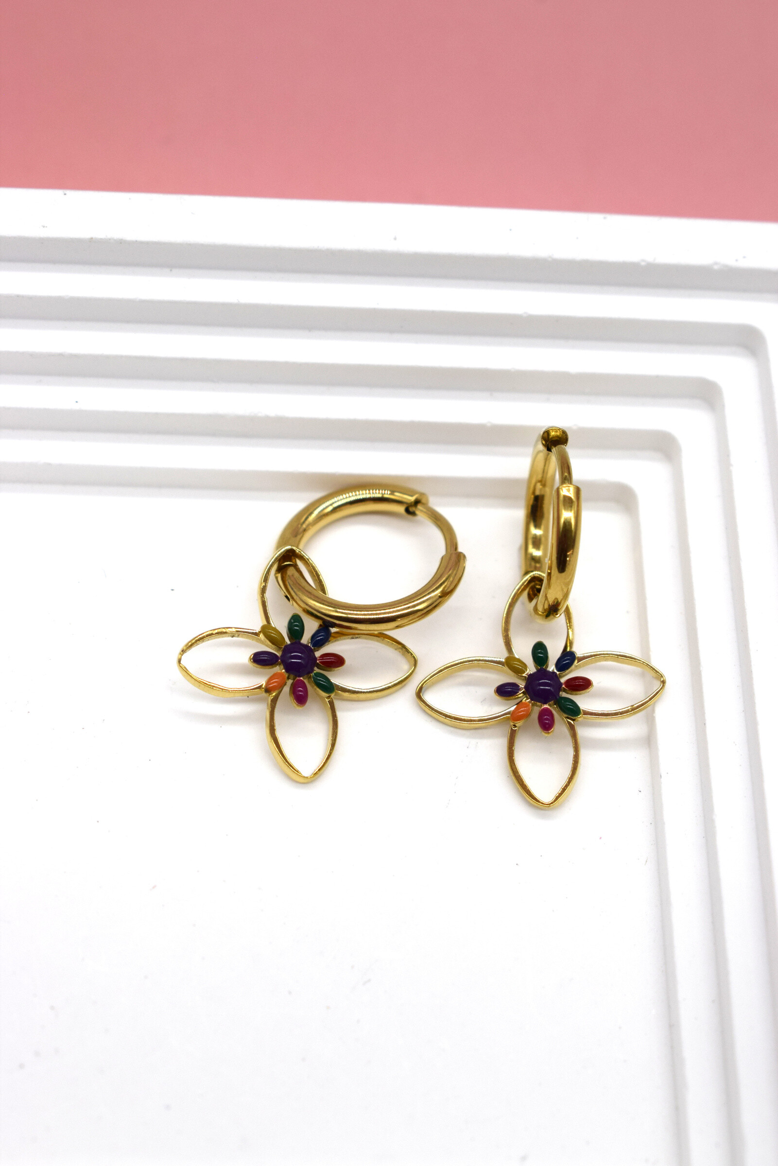 Grossiste Rouge Bonbons - Boucles d'oreilles fleur en acier inoxydable