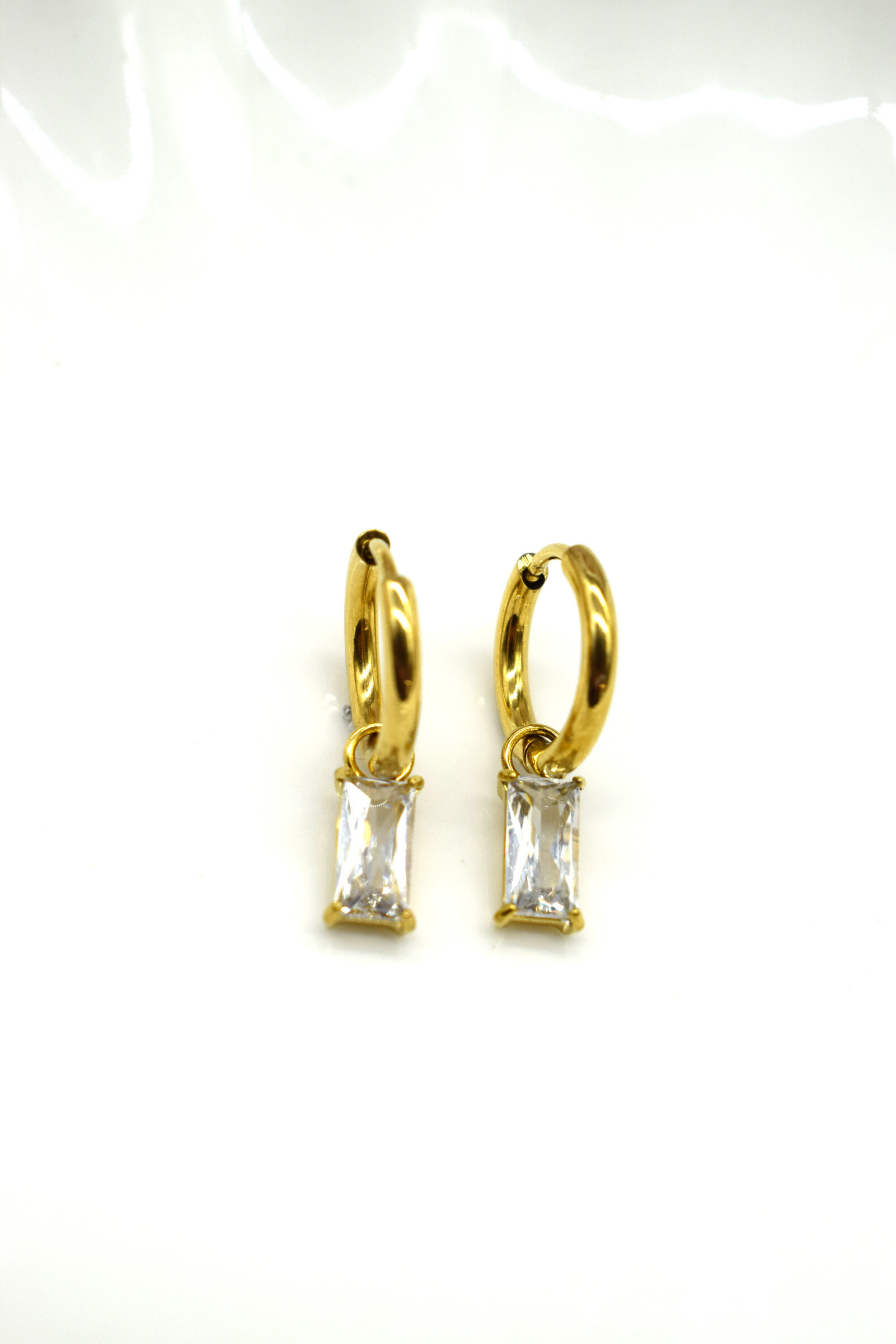 Wholesaler Rouge Bonbons - Earrings with stainless steel rhinestones
