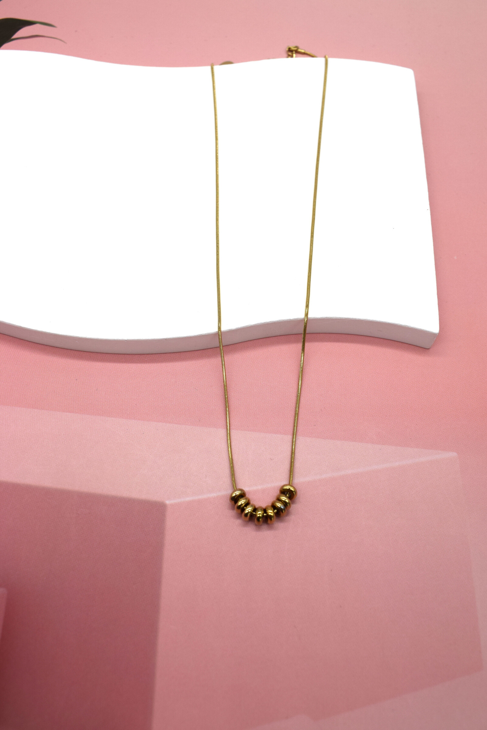 Grossiste Rouge Bonbons - Collier avec 8 cercles en acier inoxydable