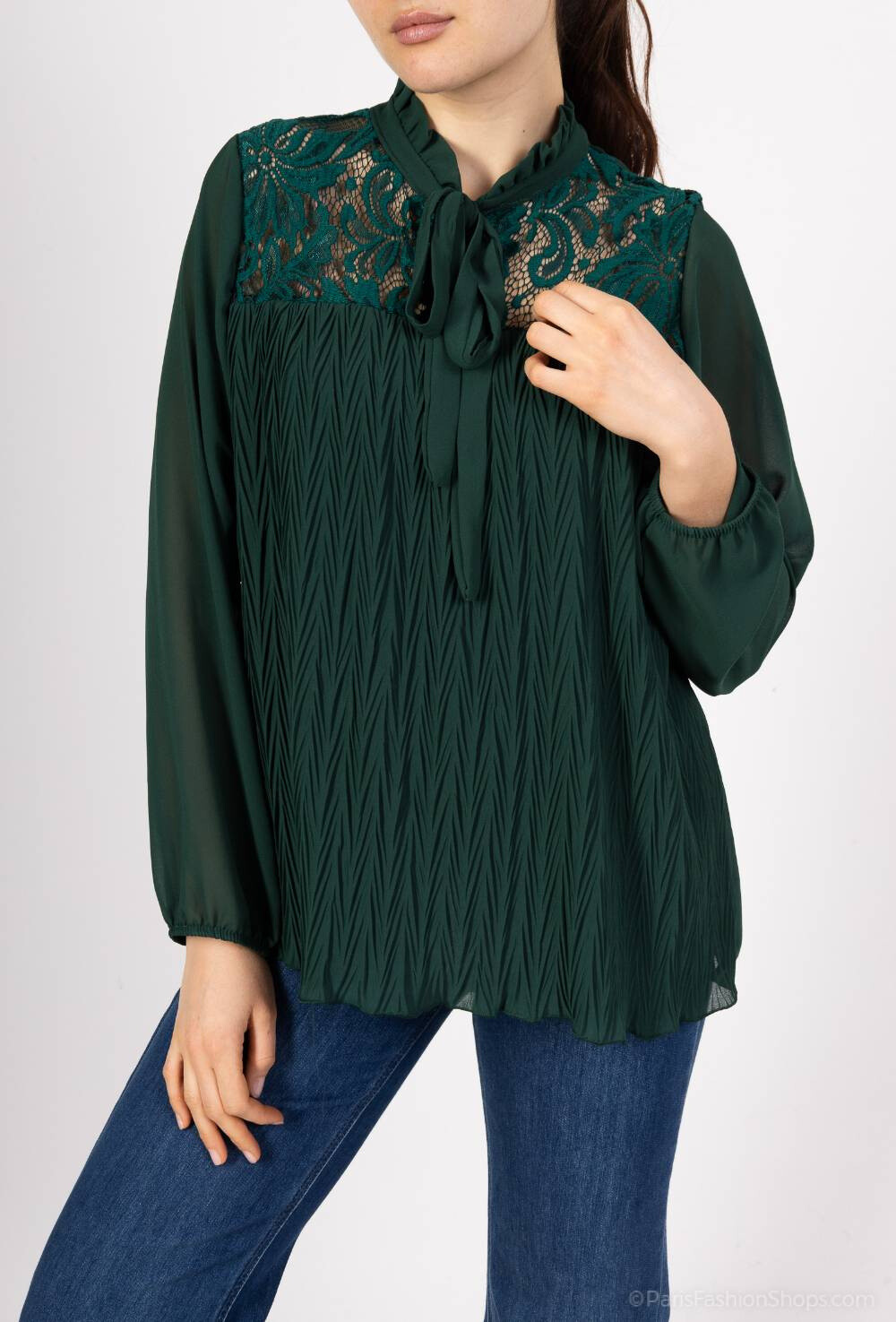 Grossiste RZ Fashion - Chemise avec dentelle