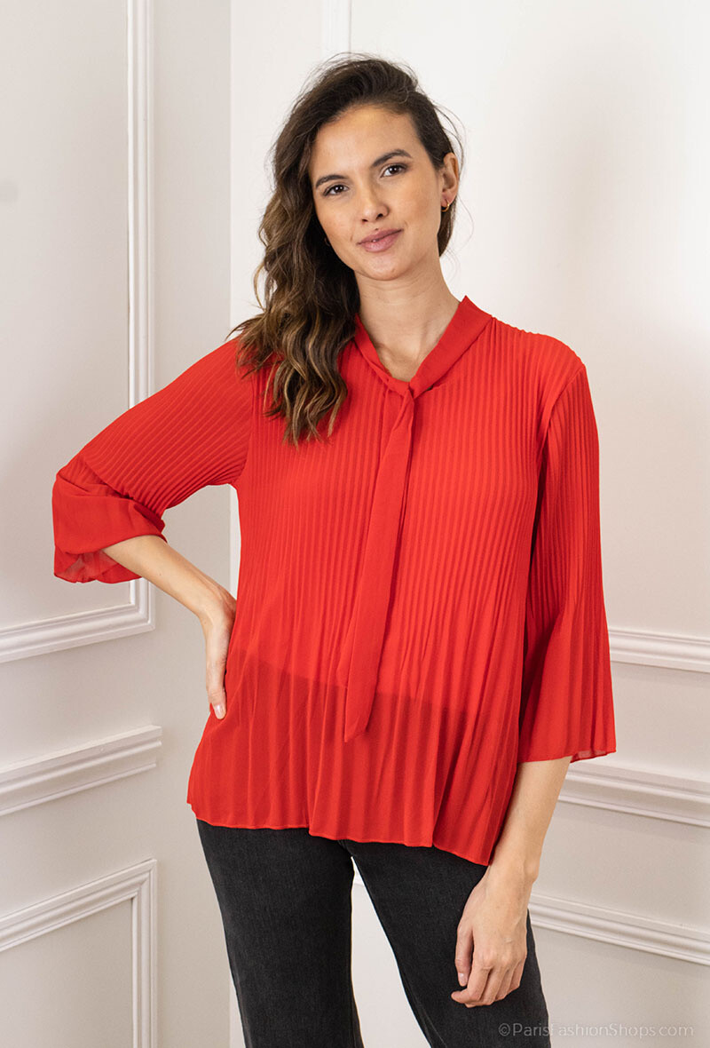 Grossiste RZ Fashion - Blouse plissée avec col à nouer