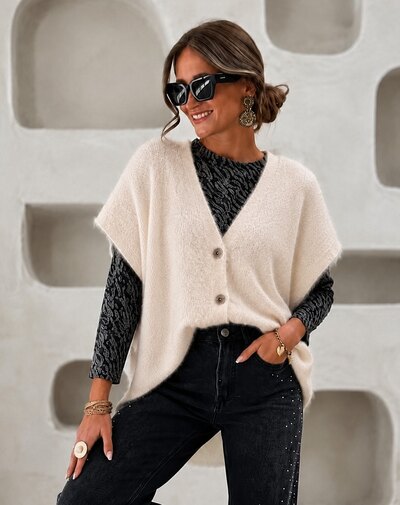 Grossiste RZ Fashion - Gilet boutonné Grossiste RZ Fashion - Gilet boutonné
