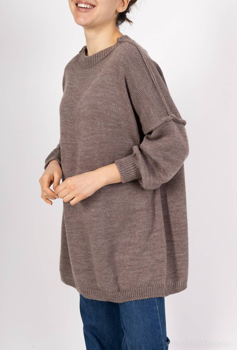 Grossista RZ Fashion - Maglia a righe con maniche a sbuffo