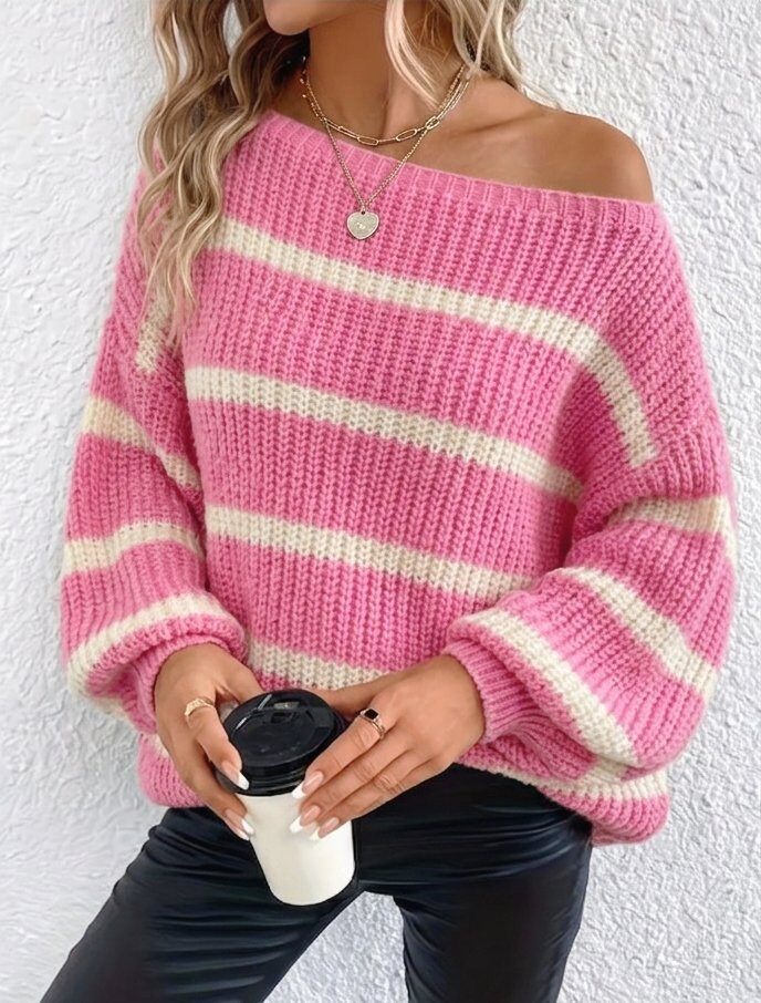 Grossiste RZ Fashion - Pull rayé à col rond. Taille correspond 38 à 46
