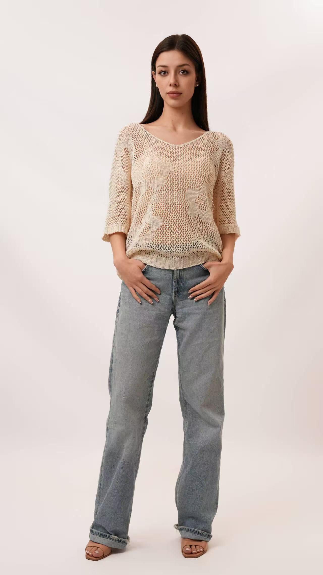 Wholesaler S-VISION - WOMEN'S SWEATER WITH HOLES WITH FLOWERS 3/4 SLEEVE