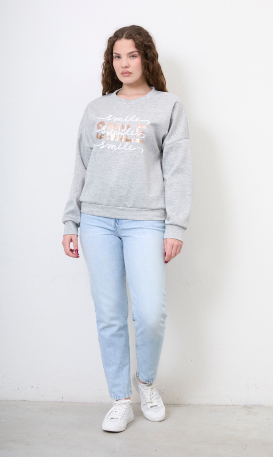 Wholesaler S-VISION - Reculled women's sweatshirt with embroidered