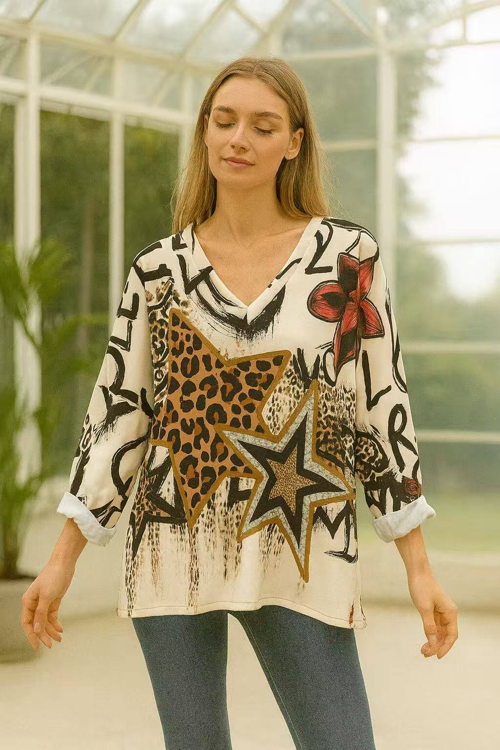 Wholesaler S-VISION - Women's V-neck with print