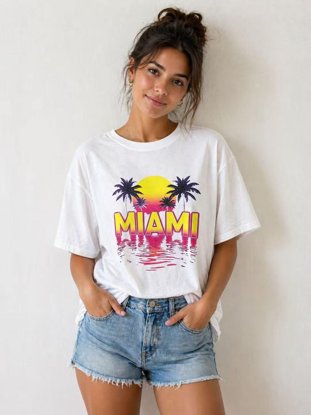Wholesaler S-VISION - Women's T-SHIRT WITH FRONT PRINT