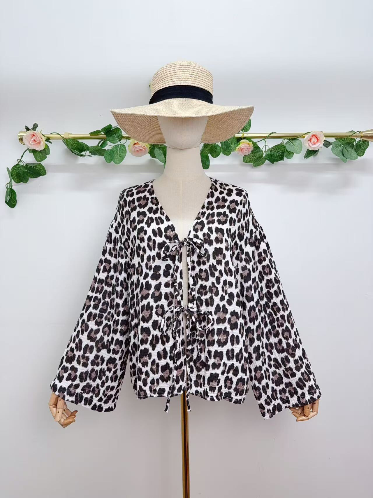 Wholesaler Saison du vent - Gaze cotton vest Print Fluo leopard