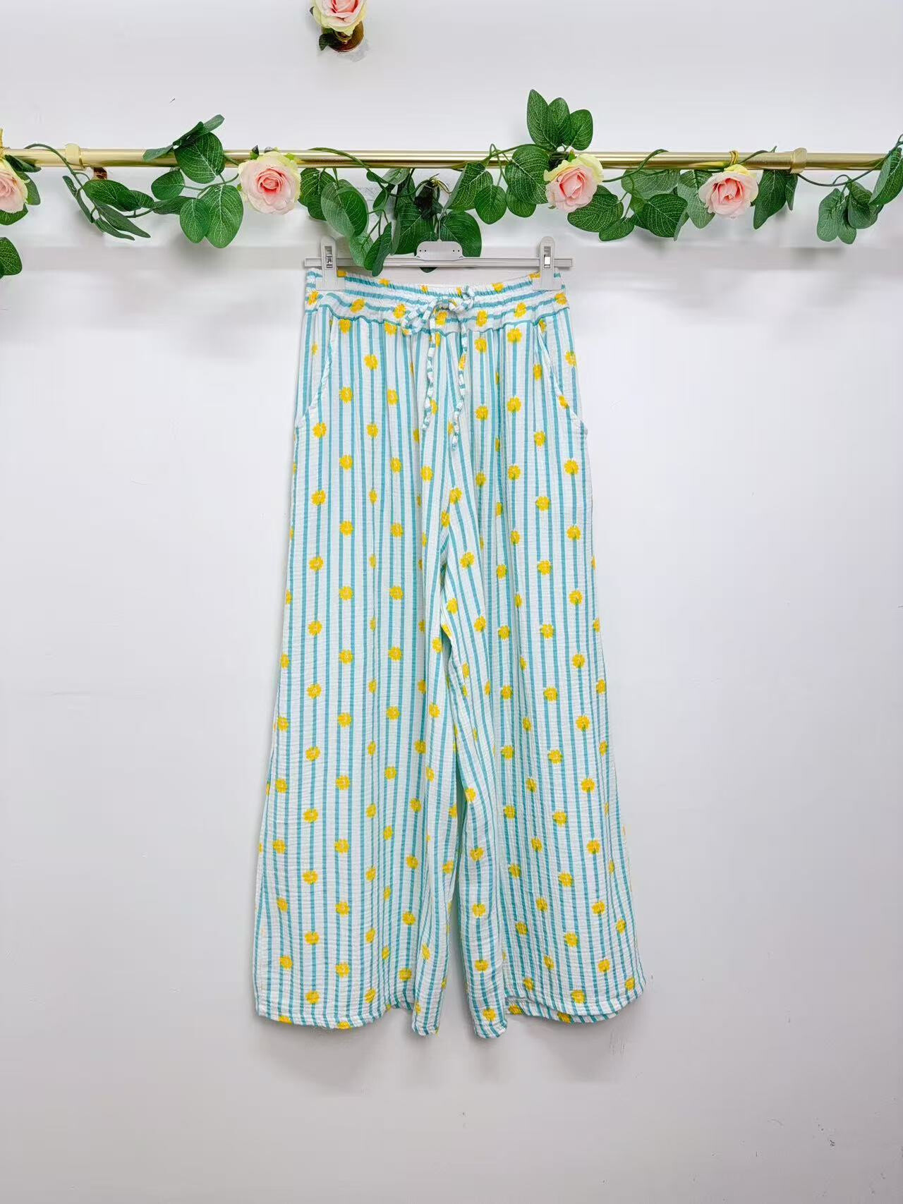 Wholesaler Saison du vent - Cotton gauze pants Print stripe and flower