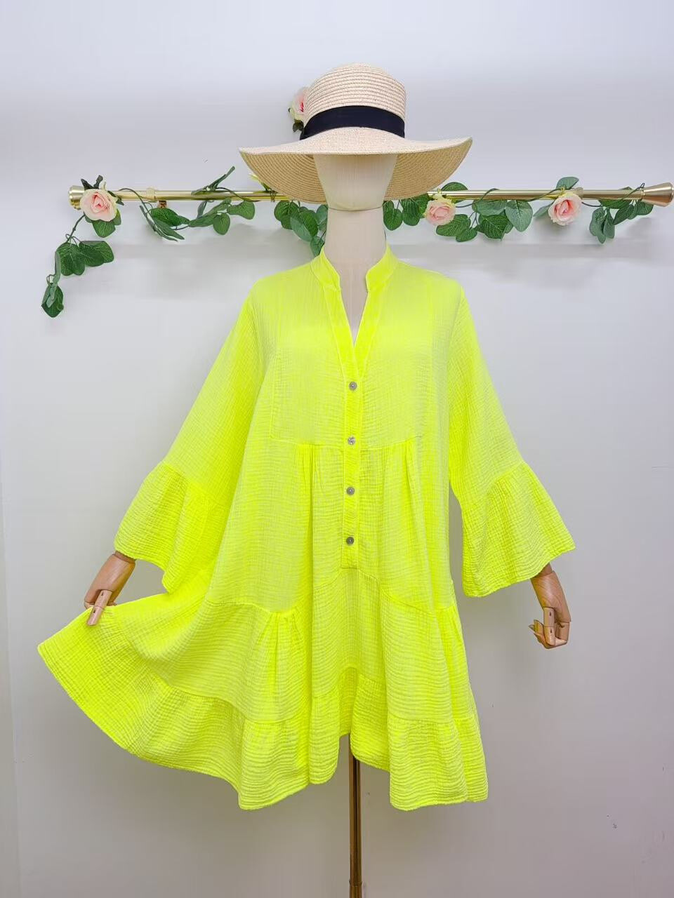 Wholesaler Saison du vent - Short -color Fluo -color dress