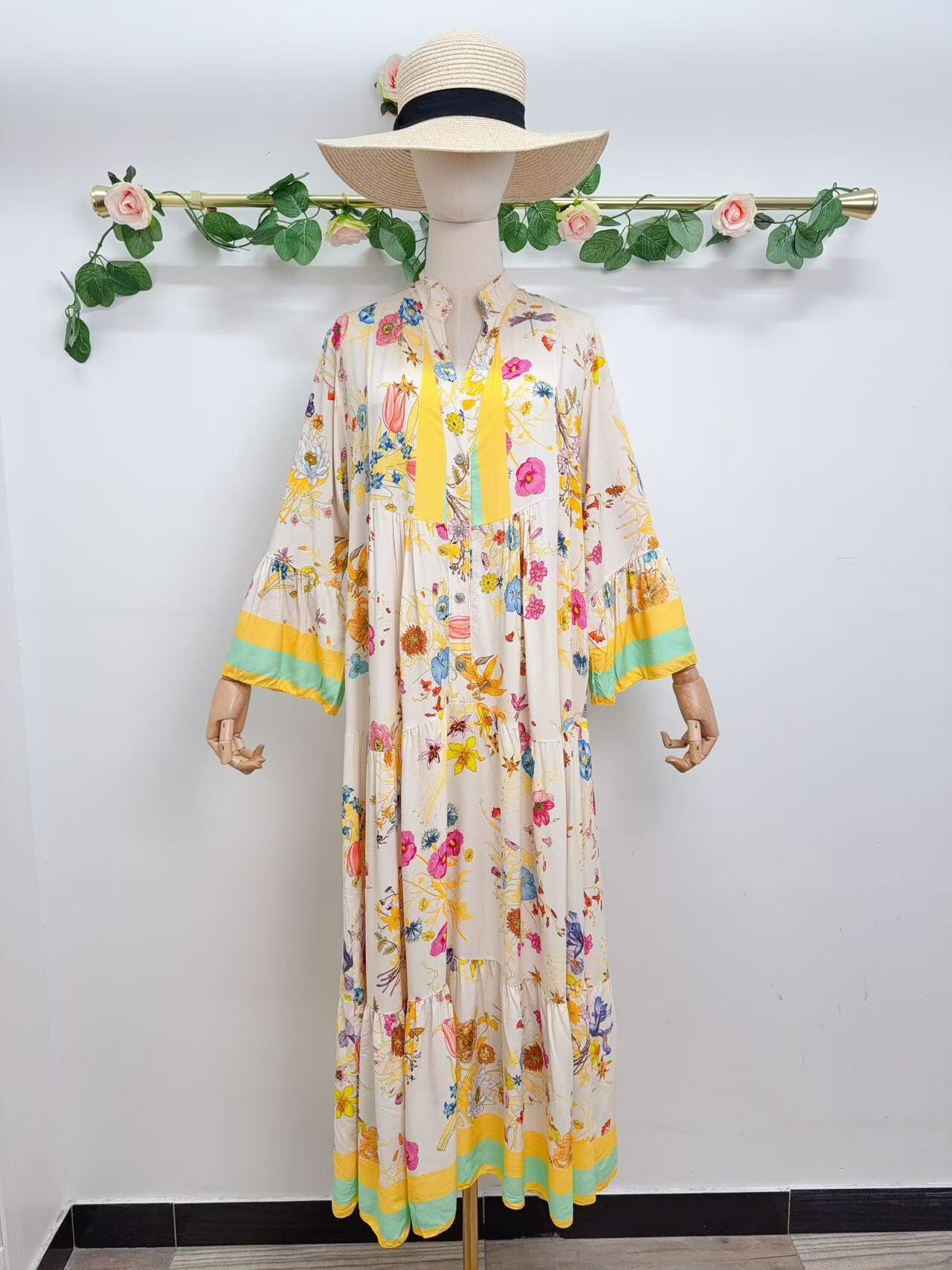 Wholesaler Saison du vent - Long Dress Print Boutonne