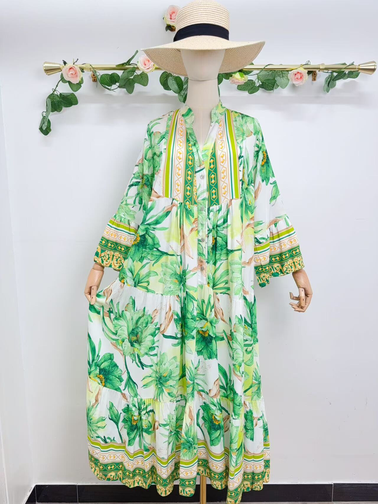 Wholesaler Saison du vent - Long dress Impress Boutonne